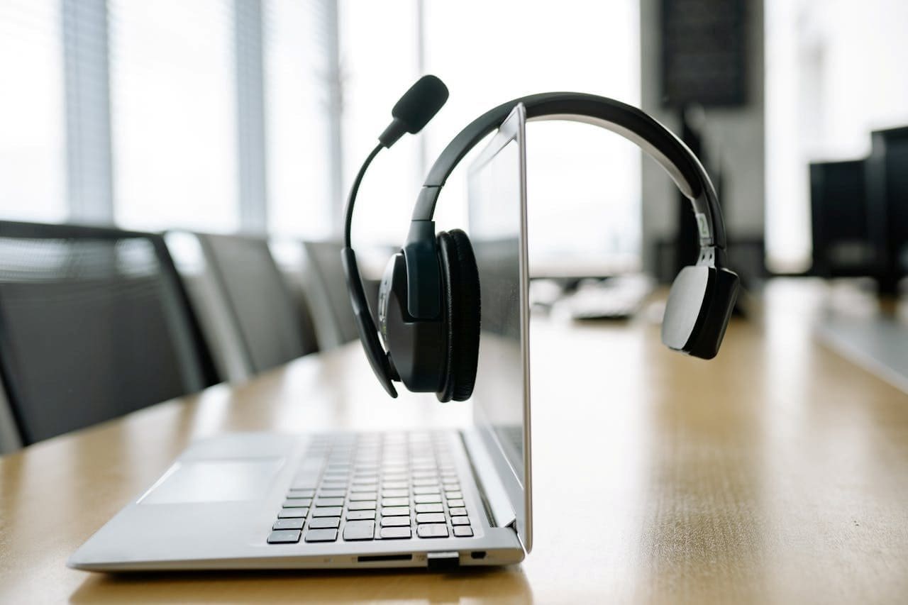 Choosing The Right Business Phone System